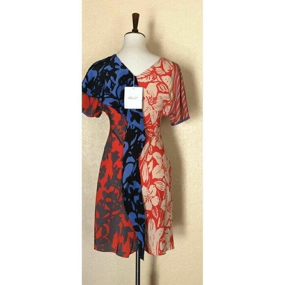 Diane Von Furstenberg Ruffle Silk V-Neck Dress 2 - Picture 11 of 12